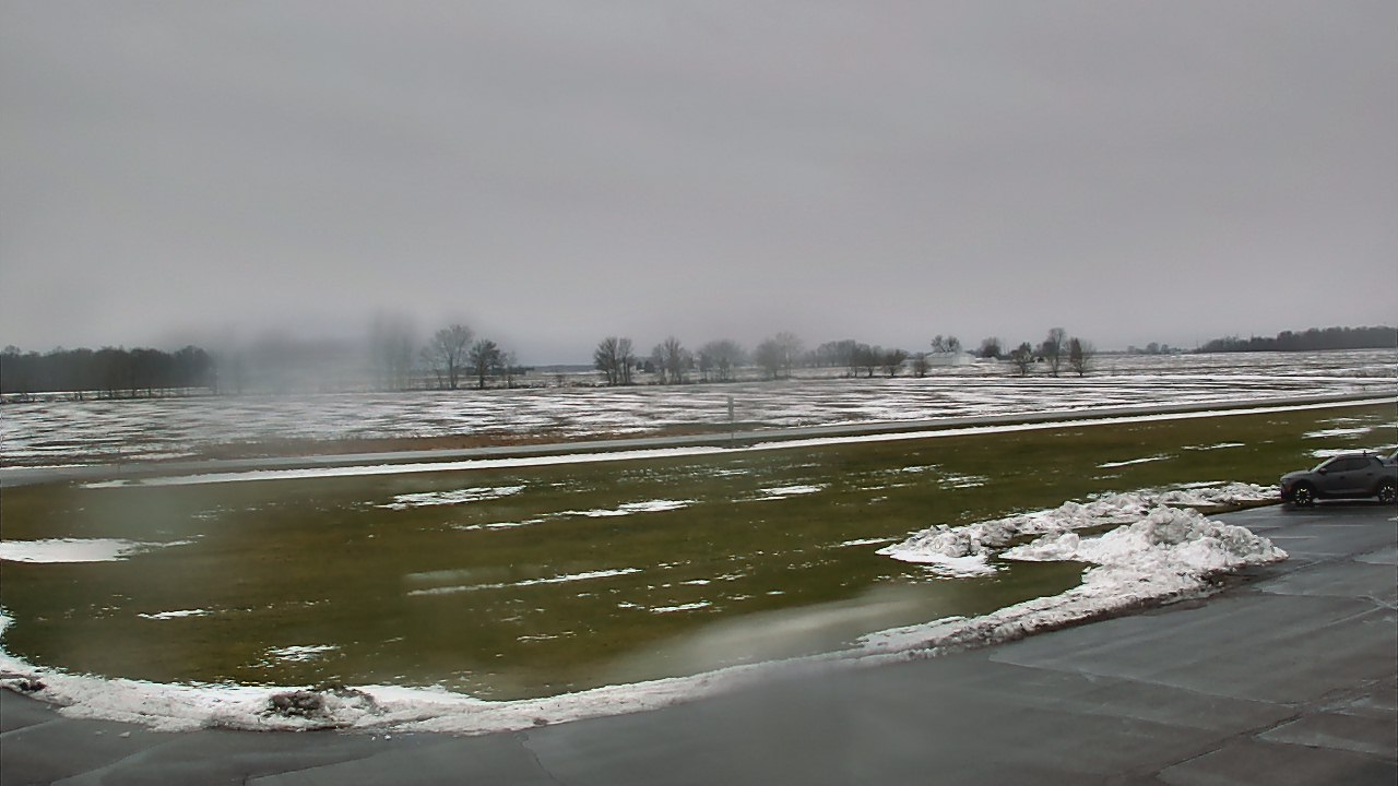 Thumbnail for current weather camera view from Maconaquah School Corporation in Bunker Hill, Indiana