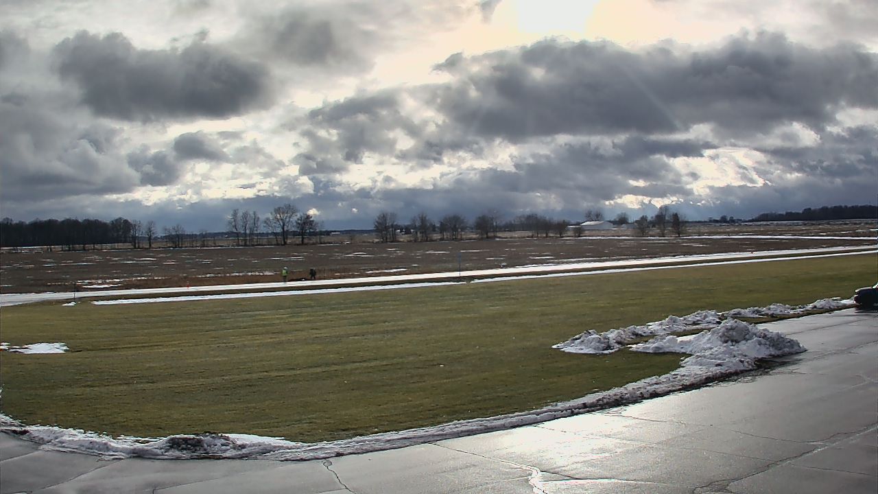 Thumbnail for current weather camera view from Maconaquah School Corporation in Bunker Hill, Indiana