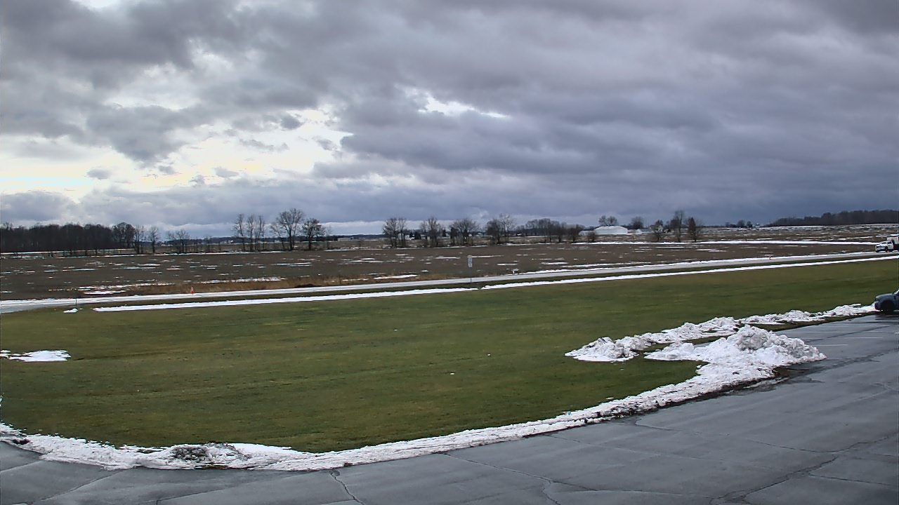 Thumbnail for current weather camera view from Maconaquah School Corporation in Bunker Hill, Indiana