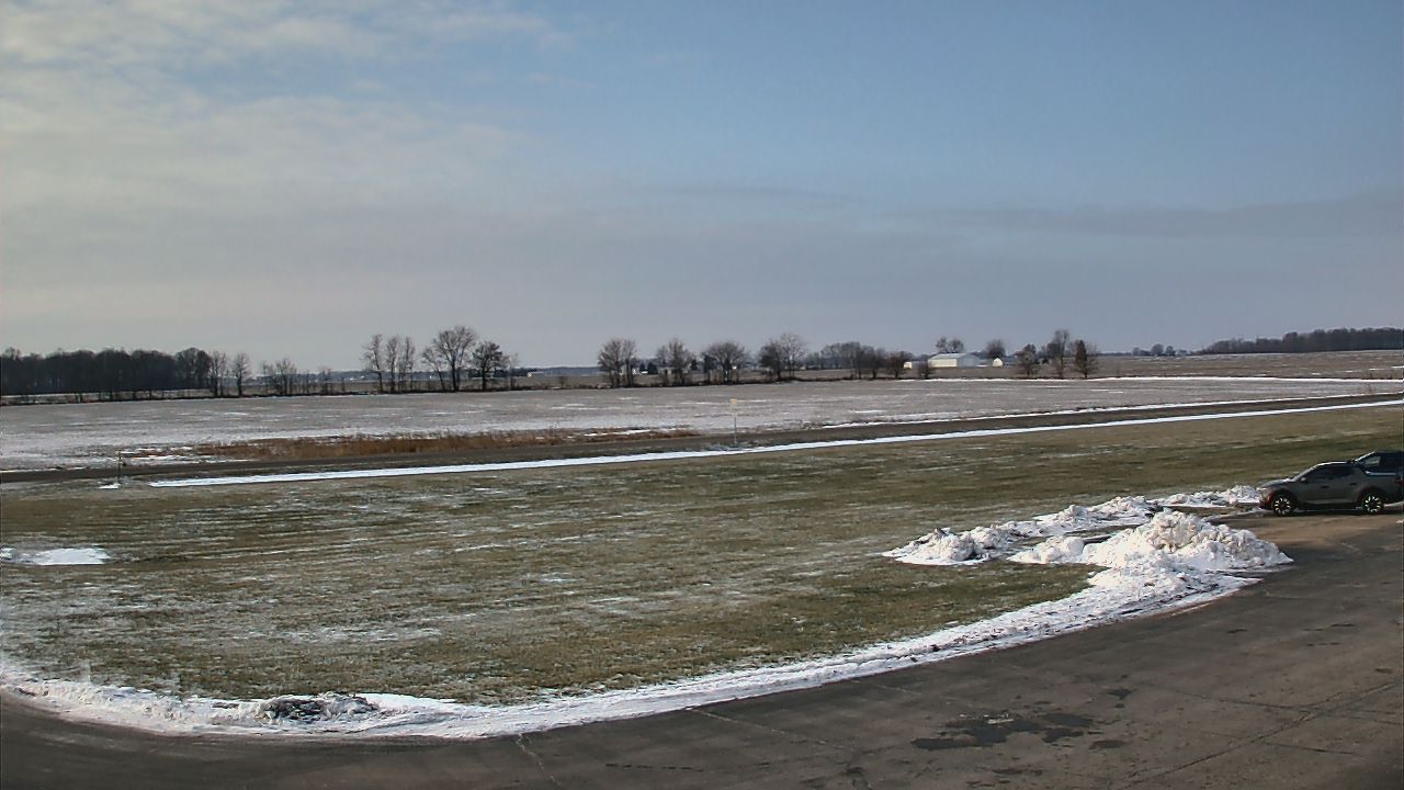 Thumbnail for current weather camera view from Maconaquah School Corporation in Bunker Hill, Indiana