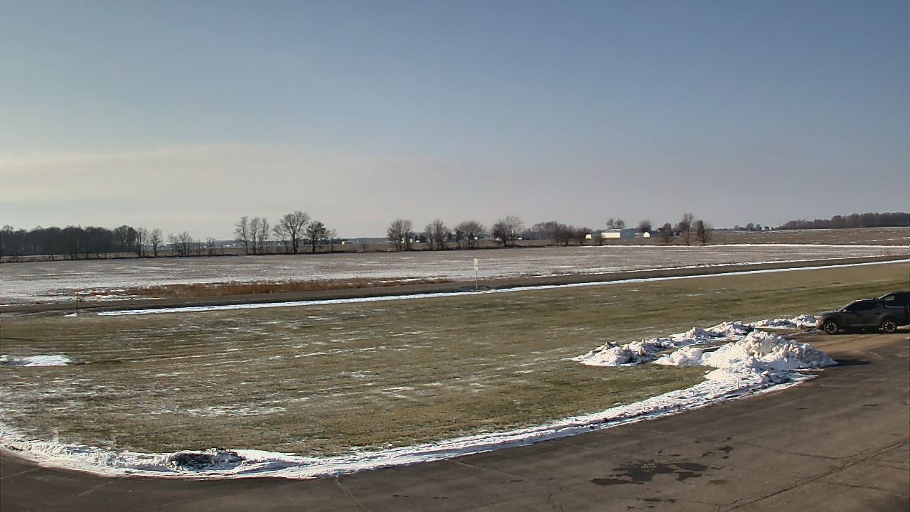 Thumbnail for current weather camera view from Maconaquah School Corporation in Bunker Hill, Indiana