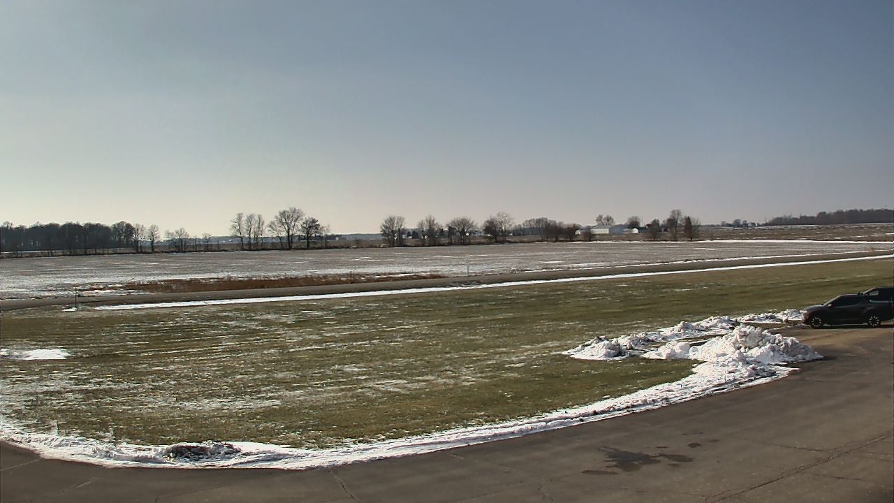 Thumbnail for current weather camera view from Maconaquah School Corporation in Bunker Hill, Indiana