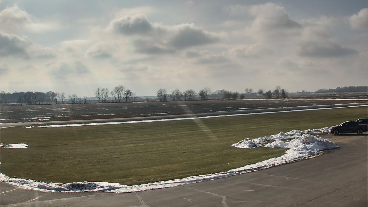 Thumbnail for current weather camera view from Maconaquah School Corporation in Bunker Hill, Indiana