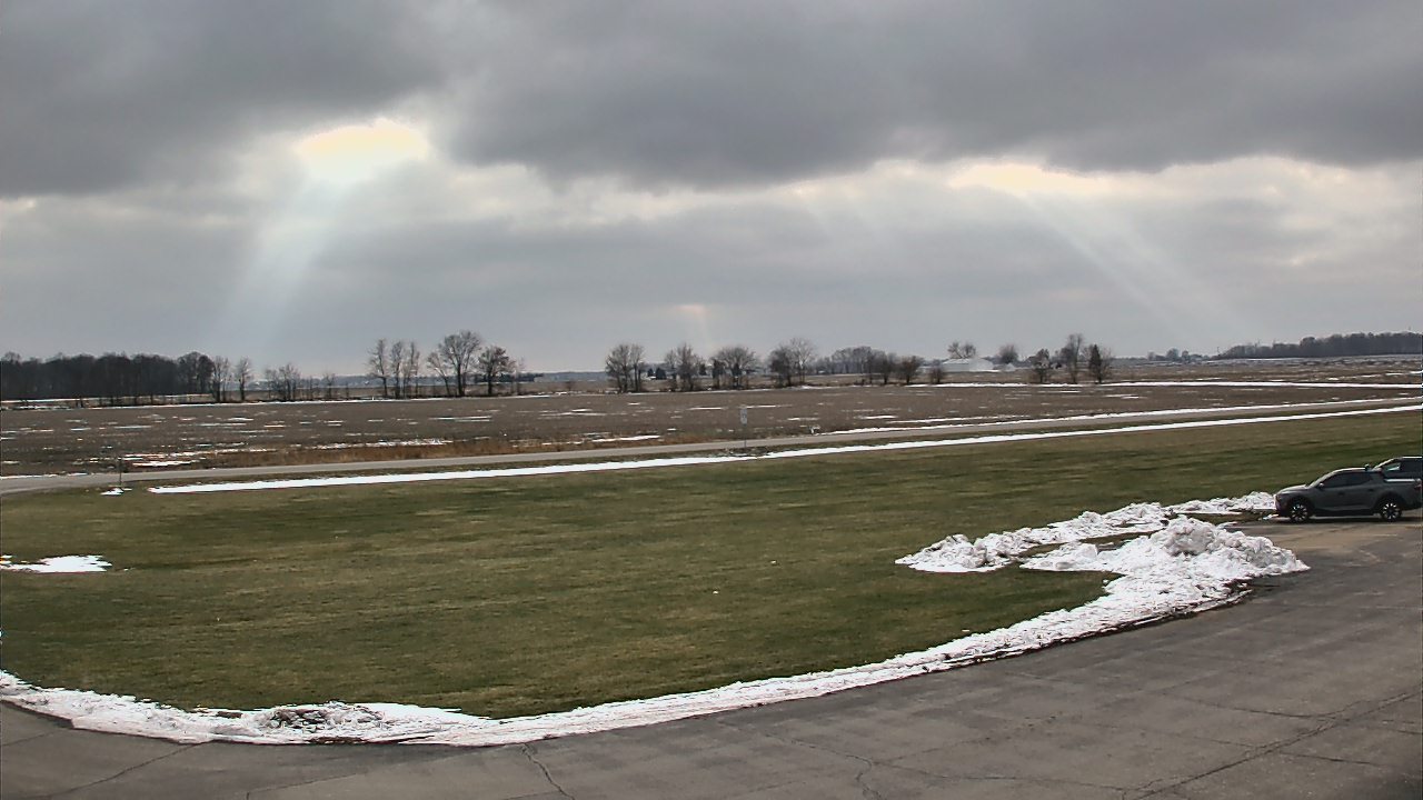 Thumbnail for current weather camera view from Maconaquah School Corporation in Bunker Hill, Indiana