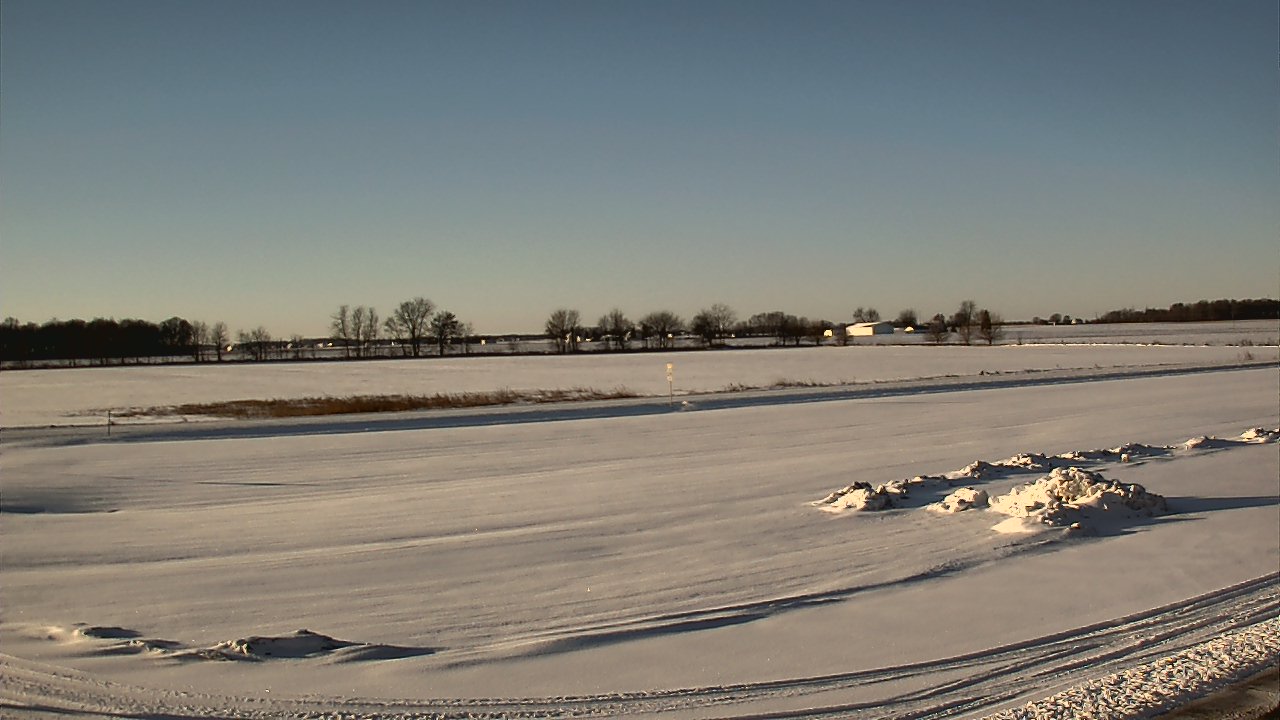 Thumbnail for current weather camera view from Maconaquah School Corporation in Bunker Hill, Indiana
