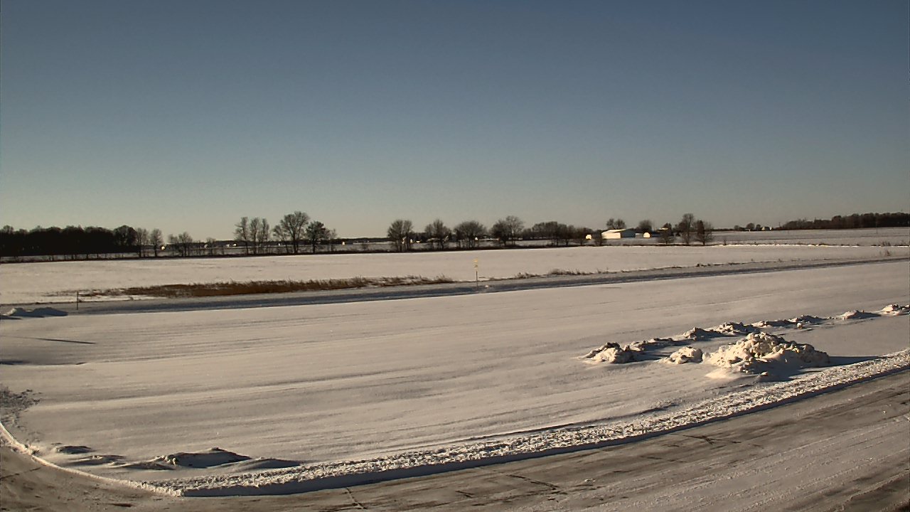 Thumbnail for current weather camera view from Maconaquah School Corporation in Bunker Hill, Indiana