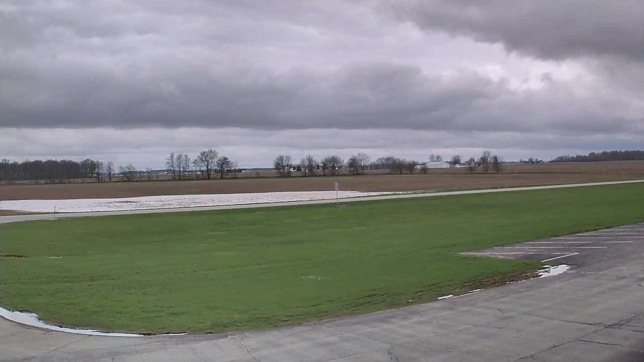 Thumbnail for current weather camera view from Maconaquah School Corporation in Bunker Hill, Indiana