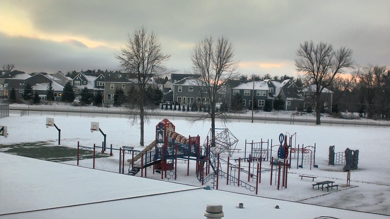 Thumbnail for current weather camera view from Orono IS in Orono, Minnesota