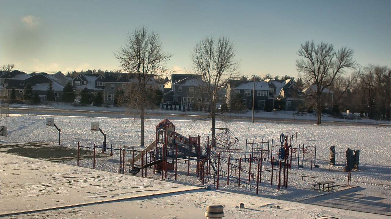 Thumbnail for current weather camera view from Orono IS in Orono, Minnesota