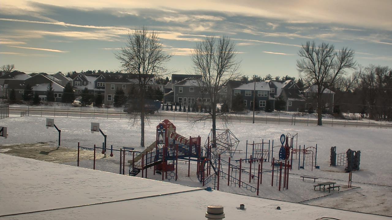 Thumbnail for current weather camera view from Orono IS in Orono, Minnesota