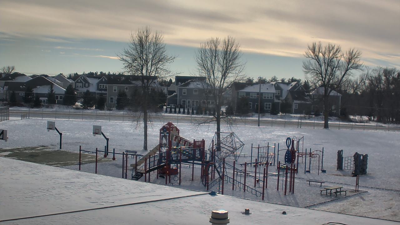 Thumbnail for current weather camera view from Orono IS in Orono, Minnesota