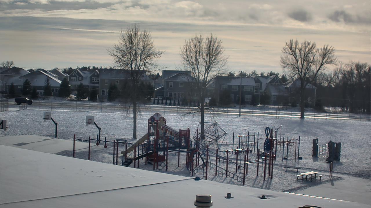 Thumbnail for current weather camera view from Orono IS in Orono, Minnesota