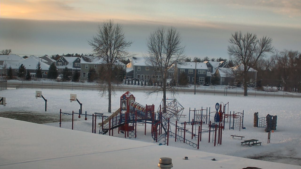 Thumbnail for current weather camera view from Orono IS in Orono, Minnesota