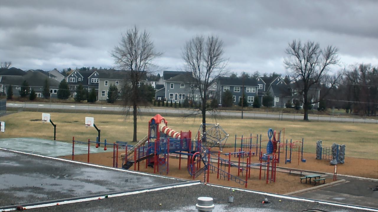 Thumbnail for current weather camera view from Orono IS in Orono, Minnesota