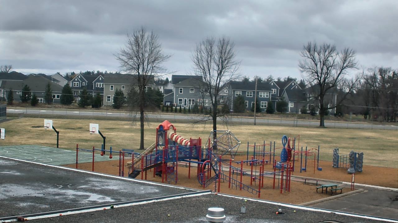 Thumbnail for current weather camera view from Orono IS in Orono, Minnesota