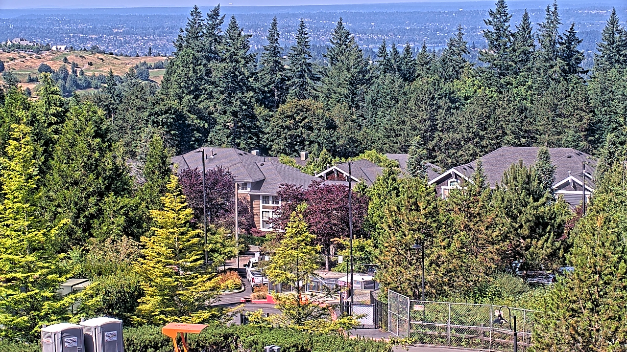 Thumbnail for current weather camera view from Open Window School 1200 ft elev Cougar Mtn in Bellevue, Washington
