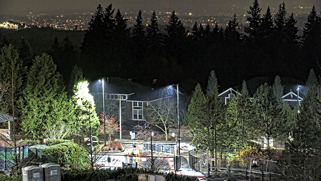 Thumbnail for current weather camera view from Open Window School 1200 ft elev Cougar Mtn in Bellevue, Washington