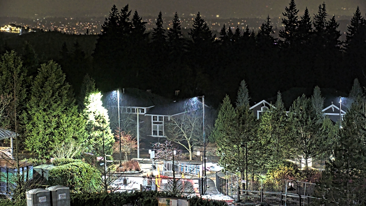 Thumbnail for current weather camera view from Open Window School 1200 ft elev Cougar Mtn in Bellevue, Washington