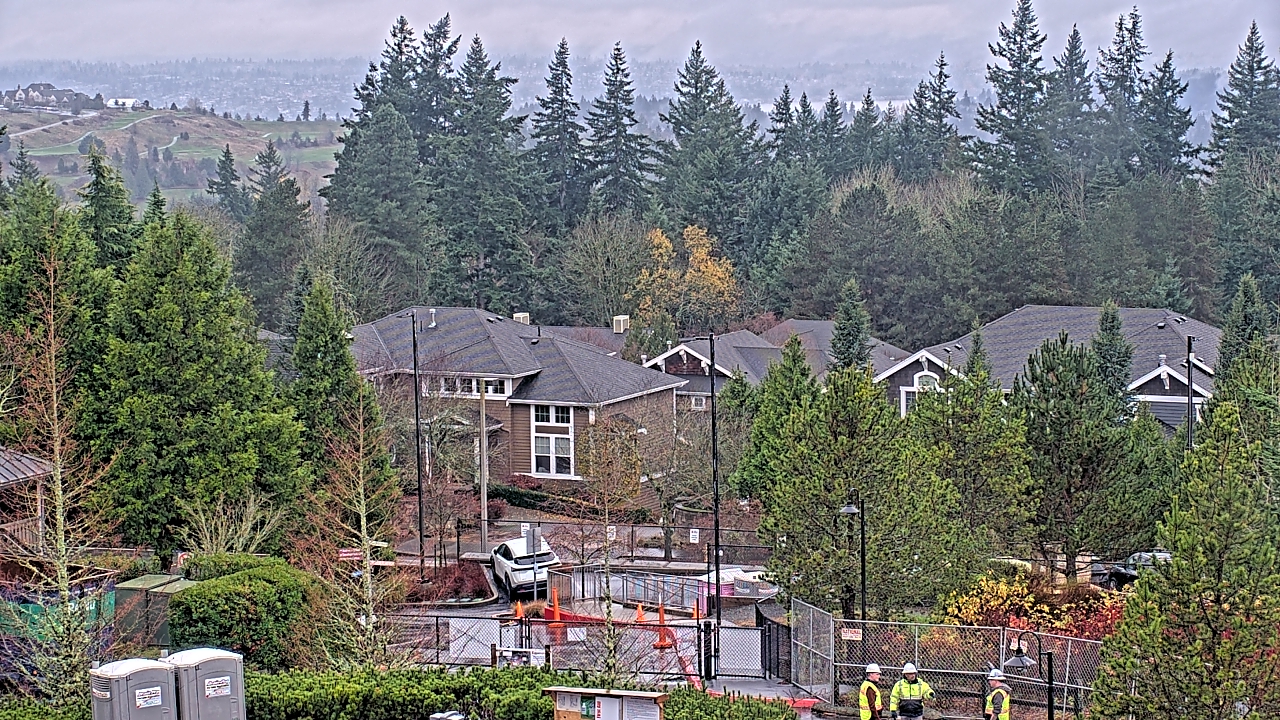 Thumbnail for current weather camera view from Open Window School 1200 ft elev Cougar Mtn in Bellevue, Washington