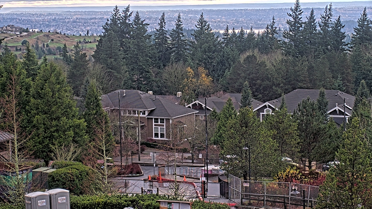 Thumbnail for current weather camera view from Open Window School 1200 ft elev Cougar Mtn in Bellevue, Washington