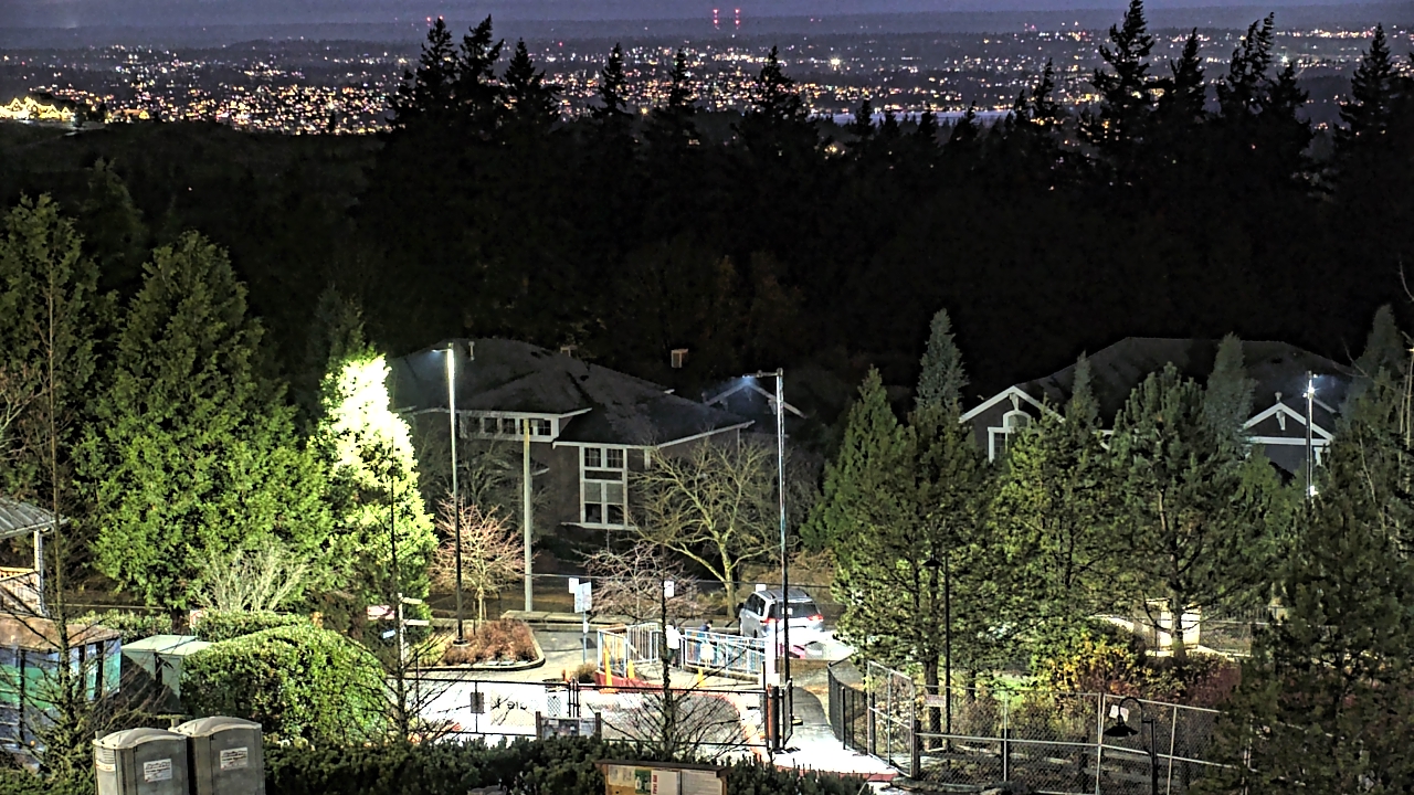 Thumbnail for current weather camera view from Open Window School 1200 ft elev Cougar Mtn in Bellevue, Washington