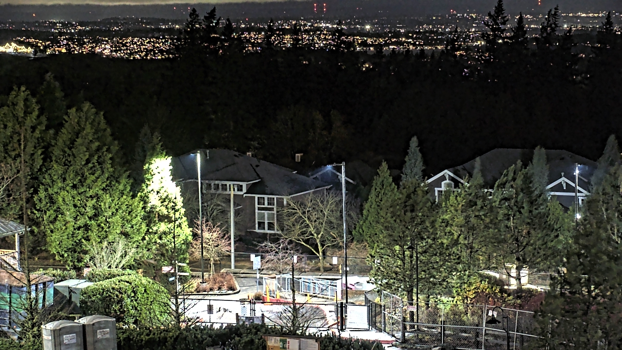 Thumbnail for current weather camera view from Open Window School 1200 ft elev Cougar Mtn in Bellevue, Washington