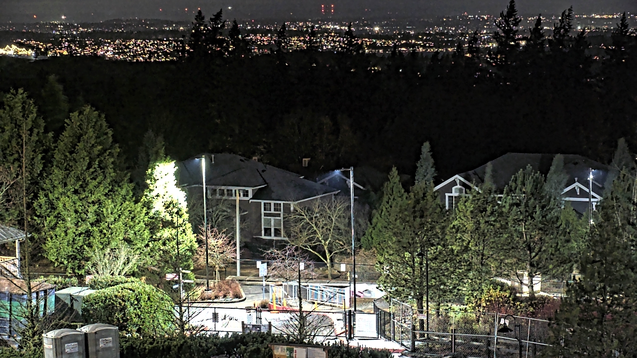 Thumbnail for current weather camera view from Open Window School 1200 ft elev Cougar Mtn in Bellevue, Washington