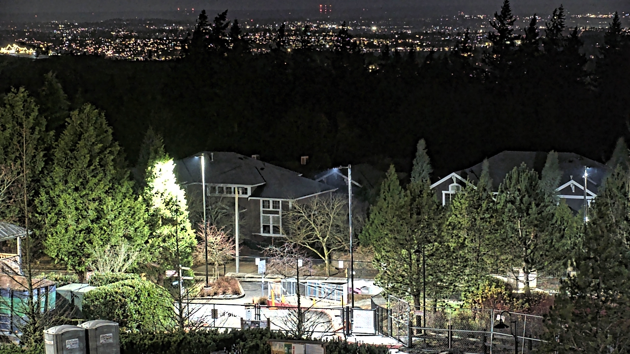 Thumbnail for current weather camera view from Open Window School 1200 ft elev Cougar Mtn in Bellevue, Washington