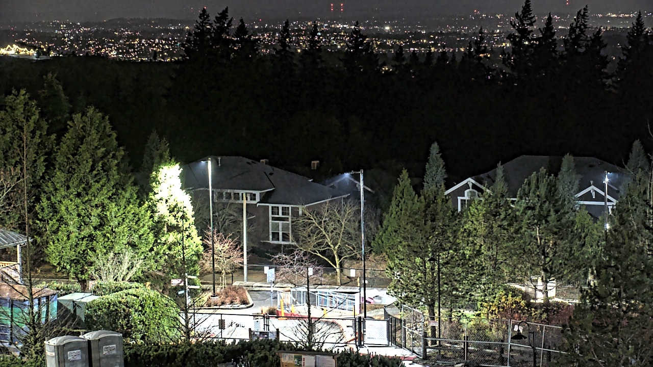 Thumbnail for current weather camera view from Open Window School 1200 ft elev Cougar Mtn in Bellevue, Washington