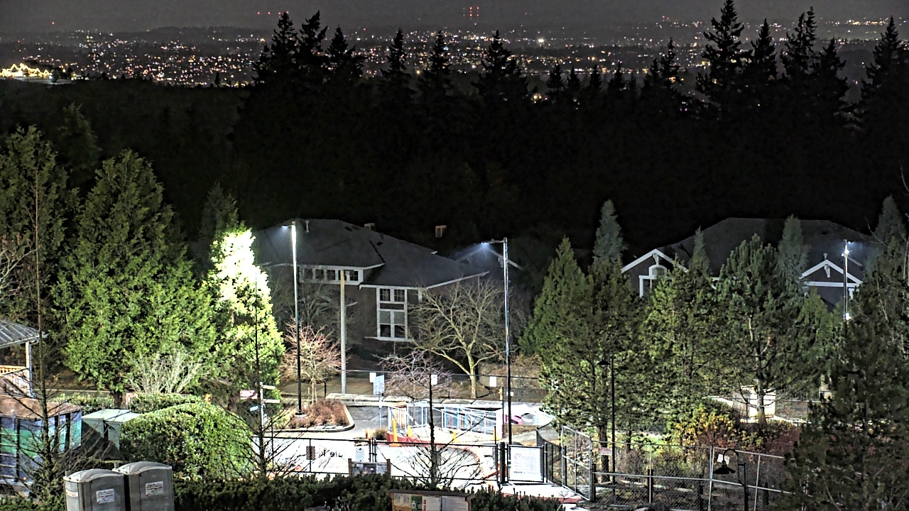 Thumbnail for current weather camera view from Open Window School 1200 ft elev Cougar Mtn in Bellevue, Washington