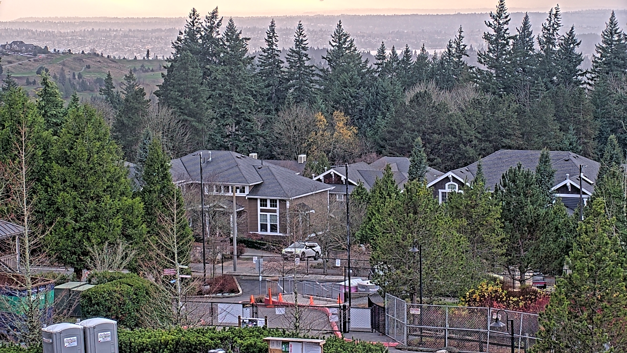 Thumbnail for current weather camera view from Open Window School 1200 ft elev Cougar Mtn in Bellevue, Washington