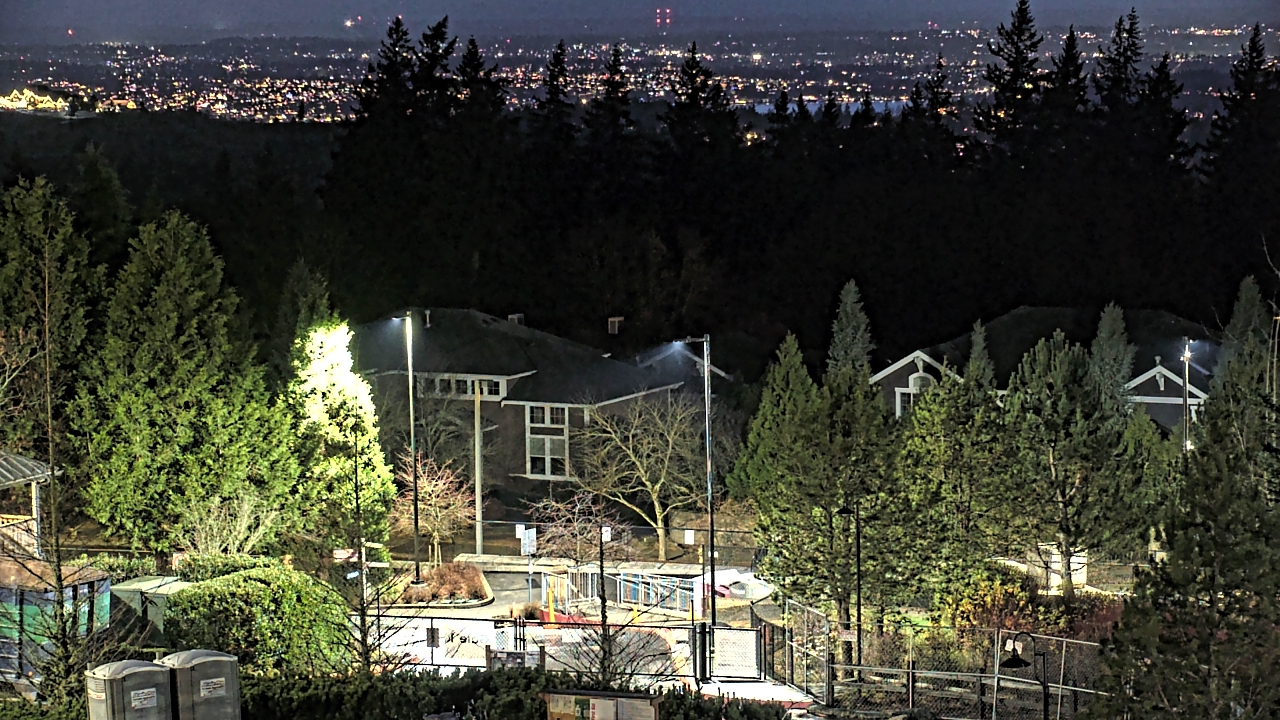 Thumbnail for current weather camera view from Open Window School 1200 ft elev Cougar Mtn in Bellevue, Washington