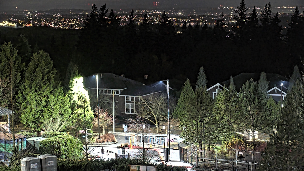 Thumbnail for current weather camera view from Open Window School 1200 ft elev Cougar Mtn in Bellevue, Washington