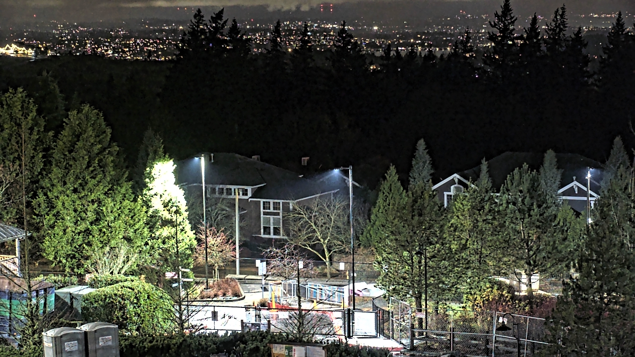 Thumbnail for current weather camera view from Open Window School 1200 ft elev Cougar Mtn in Bellevue, Washington