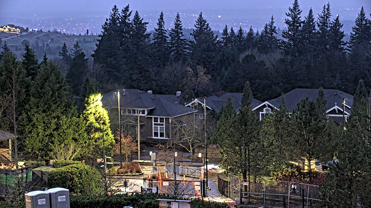 Thumbnail for current weather camera view from Open Window School 1200 ft elev Cougar Mtn in Bellevue, Washington