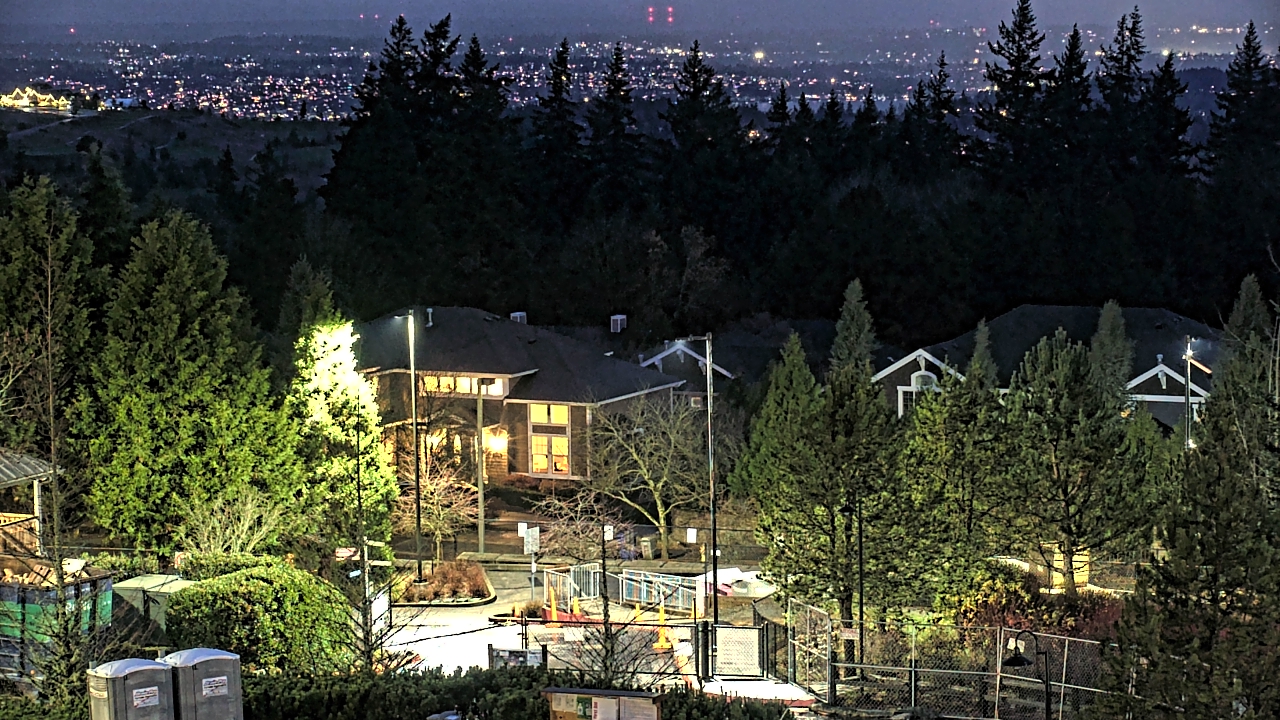 Thumbnail for current weather camera view from Open Window School 1200 ft elev Cougar Mtn in Bellevue, Washington