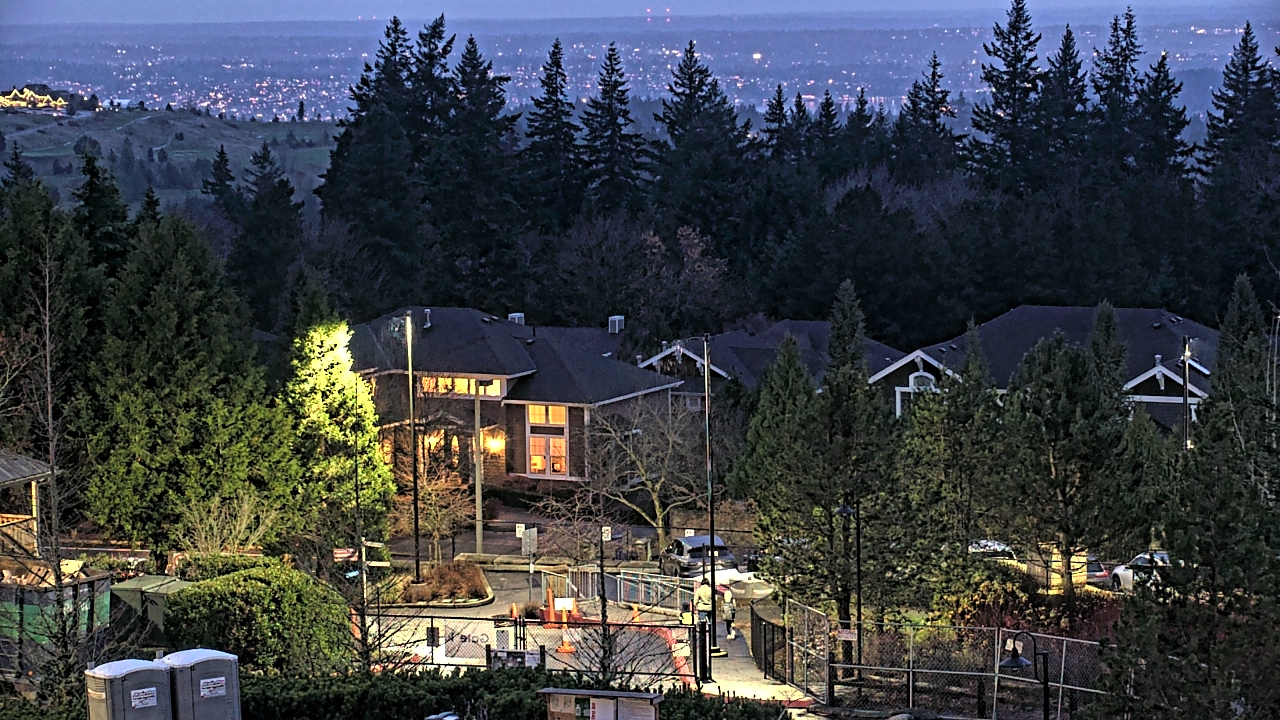 Thumbnail for current weather camera view from Open Window School 1200 ft elev Cougar Mtn in Bellevue, Washington