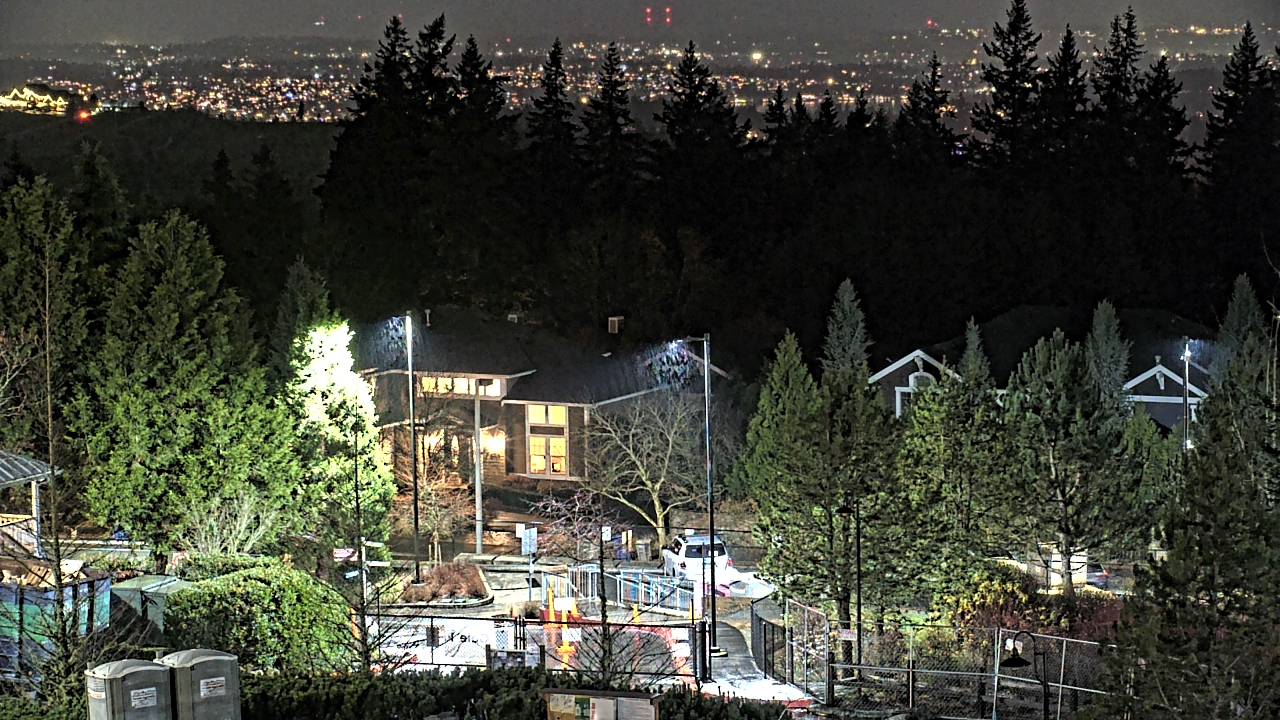 Thumbnail for current weather camera view from Open Window School 1200 ft elev Cougar Mtn in Bellevue, Washington