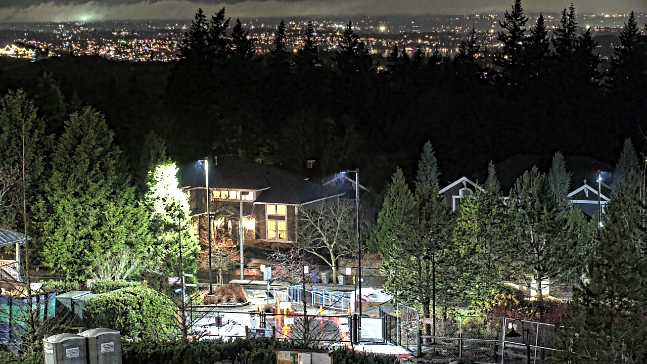 Thumbnail for current weather camera view from Open Window School 1200 ft elev Cougar Mtn in Bellevue, Washington