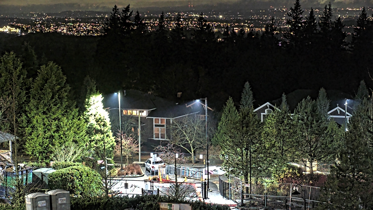 Thumbnail for current weather camera view from Open Window School 1200 ft elev Cougar Mtn in Bellevue, Washington