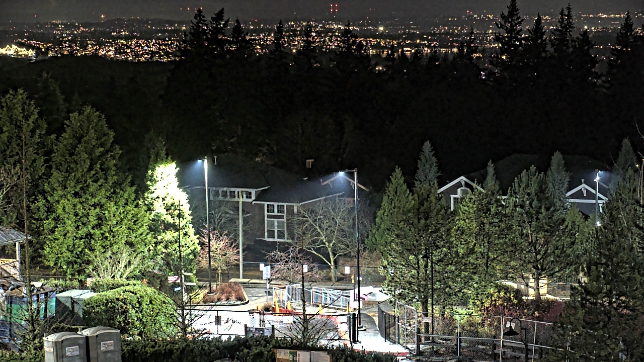 Thumbnail for current weather camera view from Open Window School 1200 ft elev Cougar Mtn in Bellevue, Washington