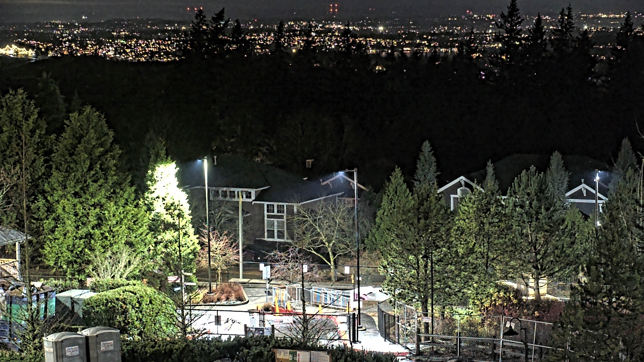 Thumbnail for current weather camera view from Open Window School 1200 ft elev Cougar Mtn in Bellevue, Washington