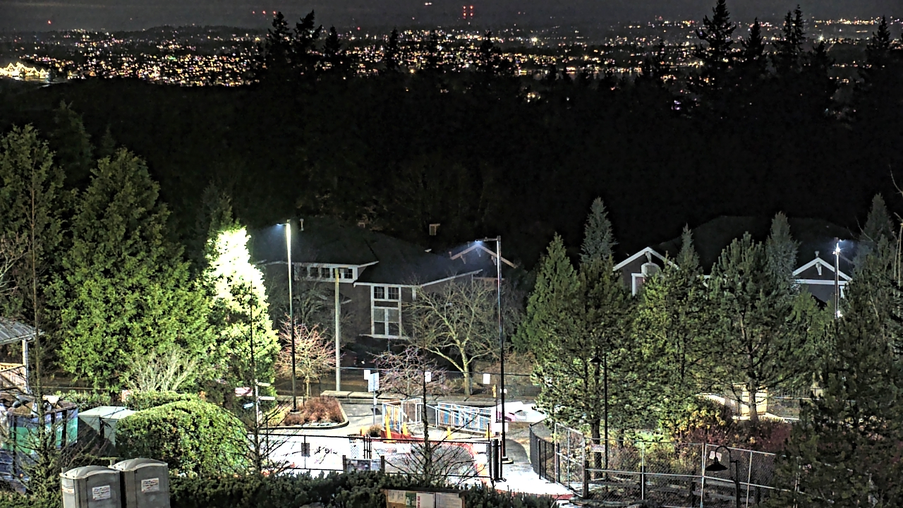 Thumbnail for current weather camera view from Open Window School 1200 ft elev Cougar Mtn in Bellevue, Washington