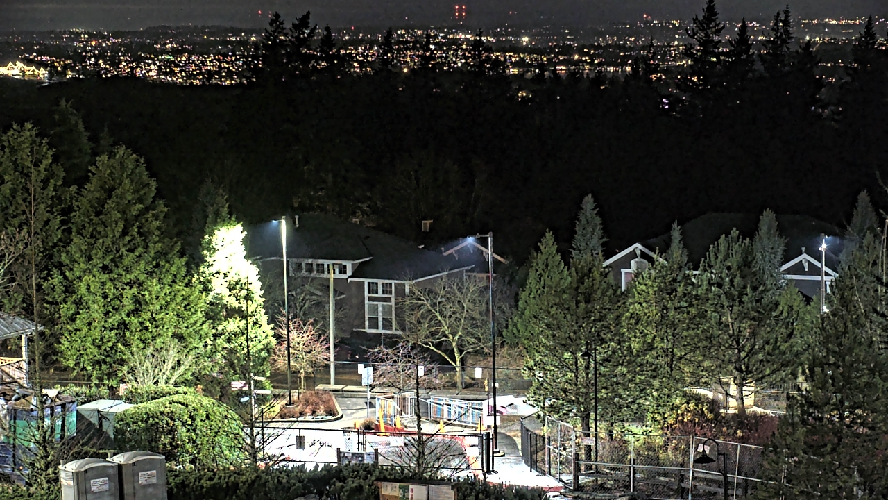 Thumbnail for current weather camera view from Open Window School 1200 ft elev Cougar Mtn in Bellevue, Washington