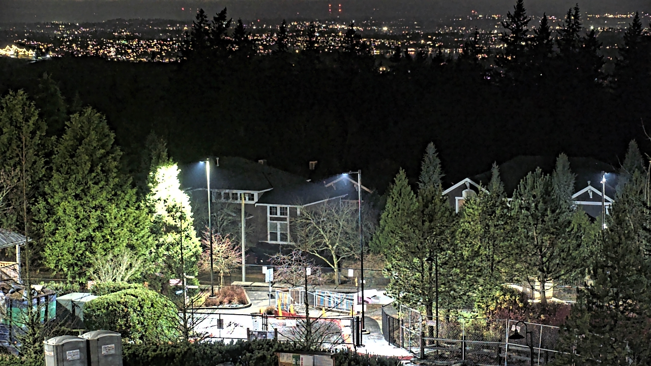 Thumbnail for current weather camera view from Open Window School 1200 ft elev Cougar Mtn in Bellevue, Washington