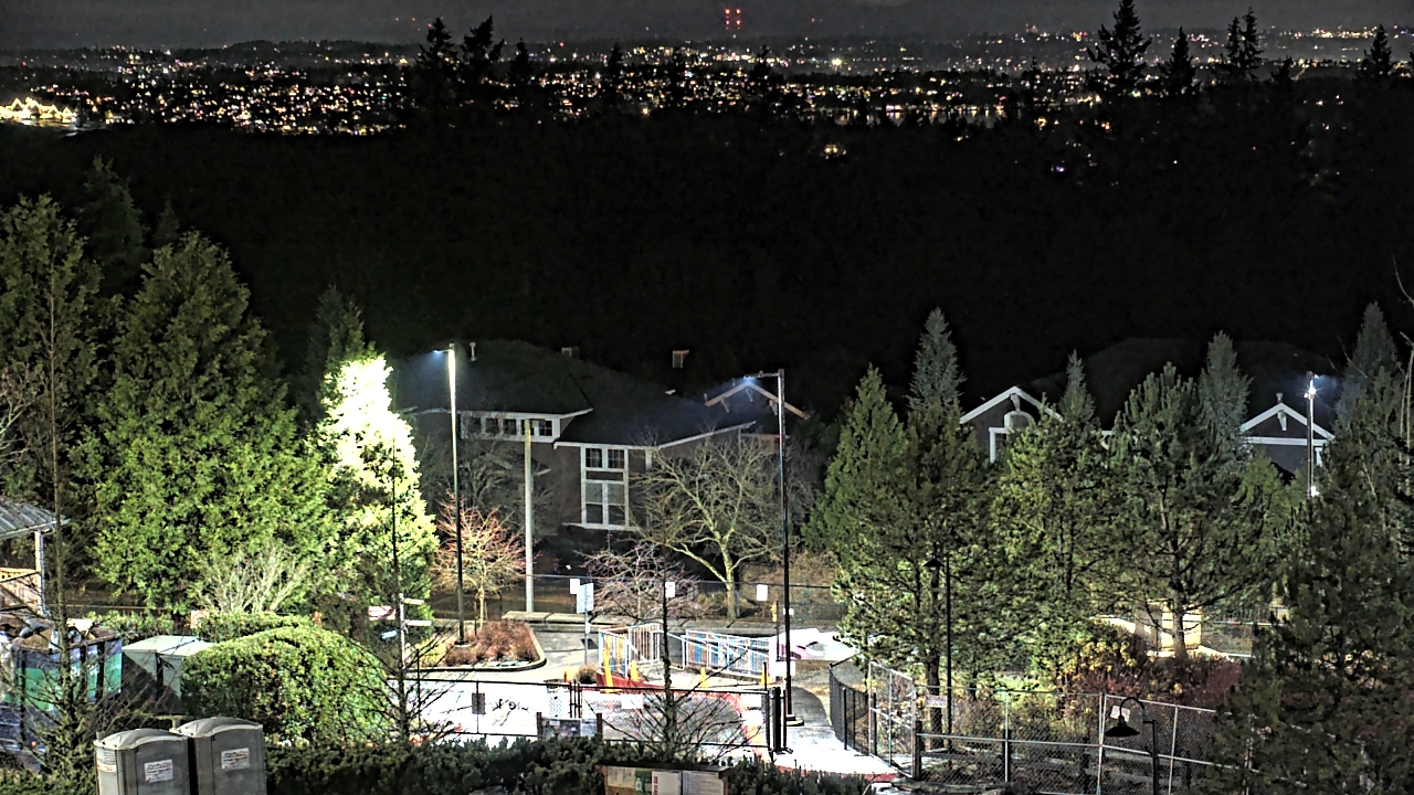 Thumbnail for current weather camera view from Open Window School 1200 ft elev Cougar Mtn in Bellevue, Washington