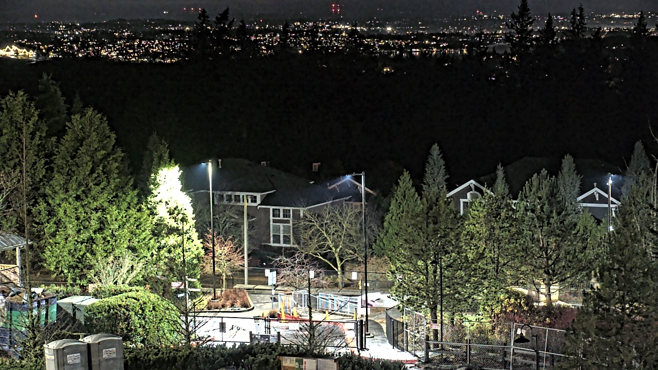 Thumbnail for current weather camera view from Open Window School 1200 ft elev Cougar Mtn in Bellevue, Washington