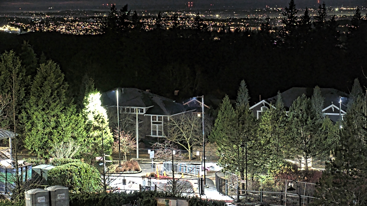 Thumbnail for current weather camera view from Open Window School 1200 ft elev Cougar Mtn in Bellevue, Washington