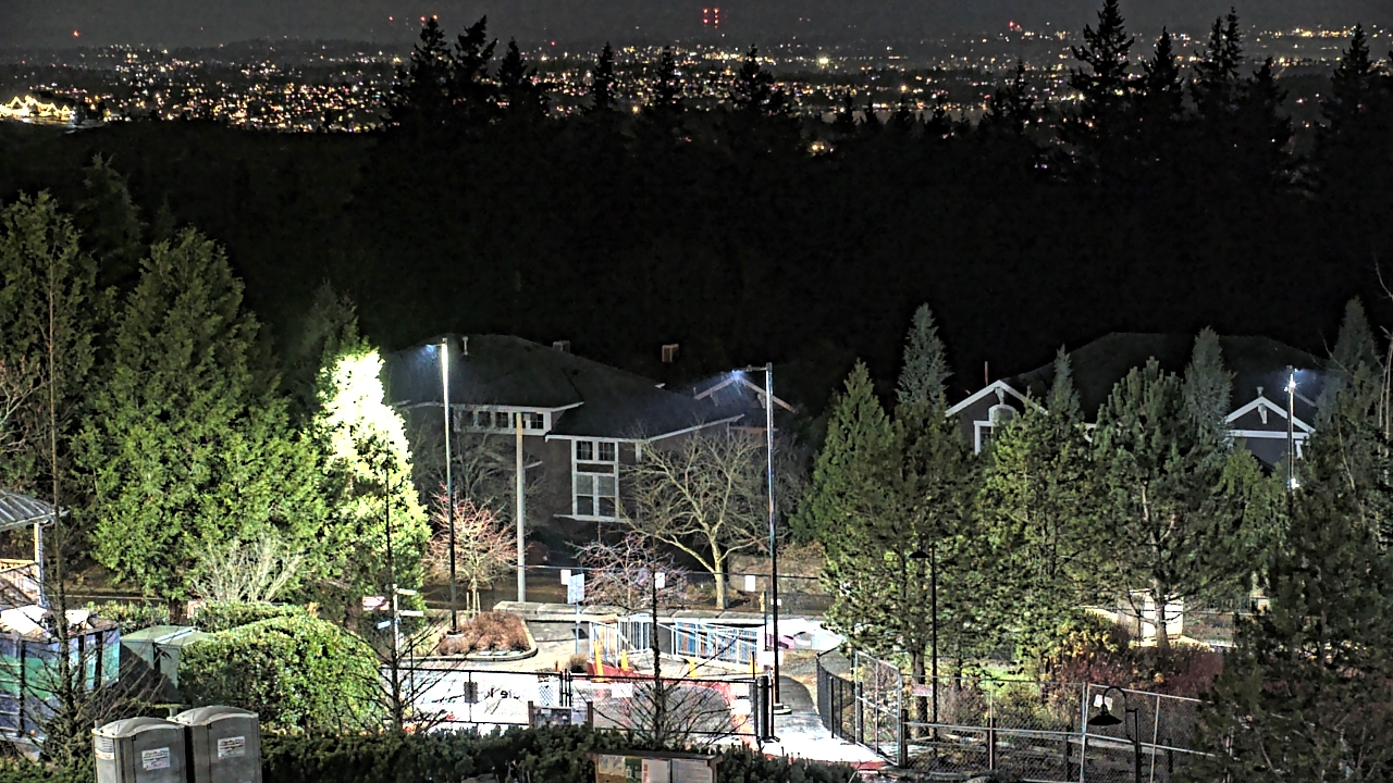 Thumbnail for current weather camera view from Open Window School 1200 ft elev Cougar Mtn in Bellevue, Washington