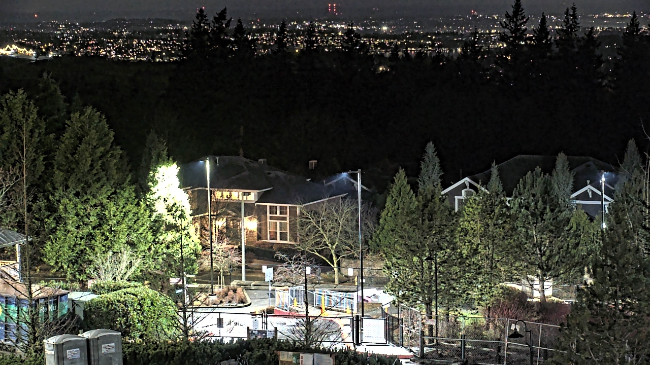 Thumbnail for current weather camera view from Open Window School 1200 ft elev Cougar Mtn in Bellevue, Washington